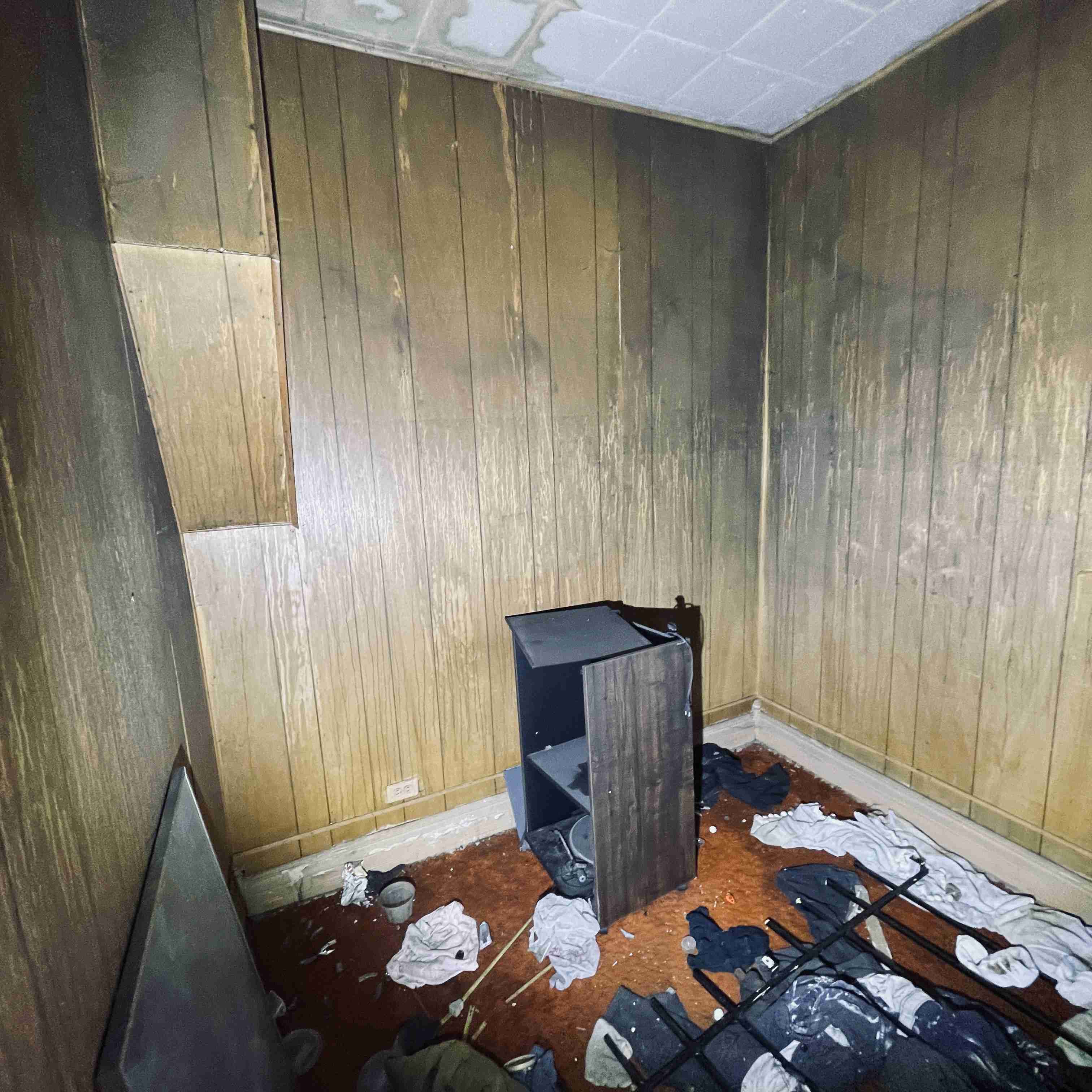 1060 Meldrum (34).jpg